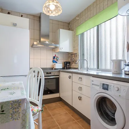 Un Guino Al Mar アパート *