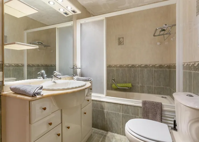 Un Guino Al Mar Apartament *